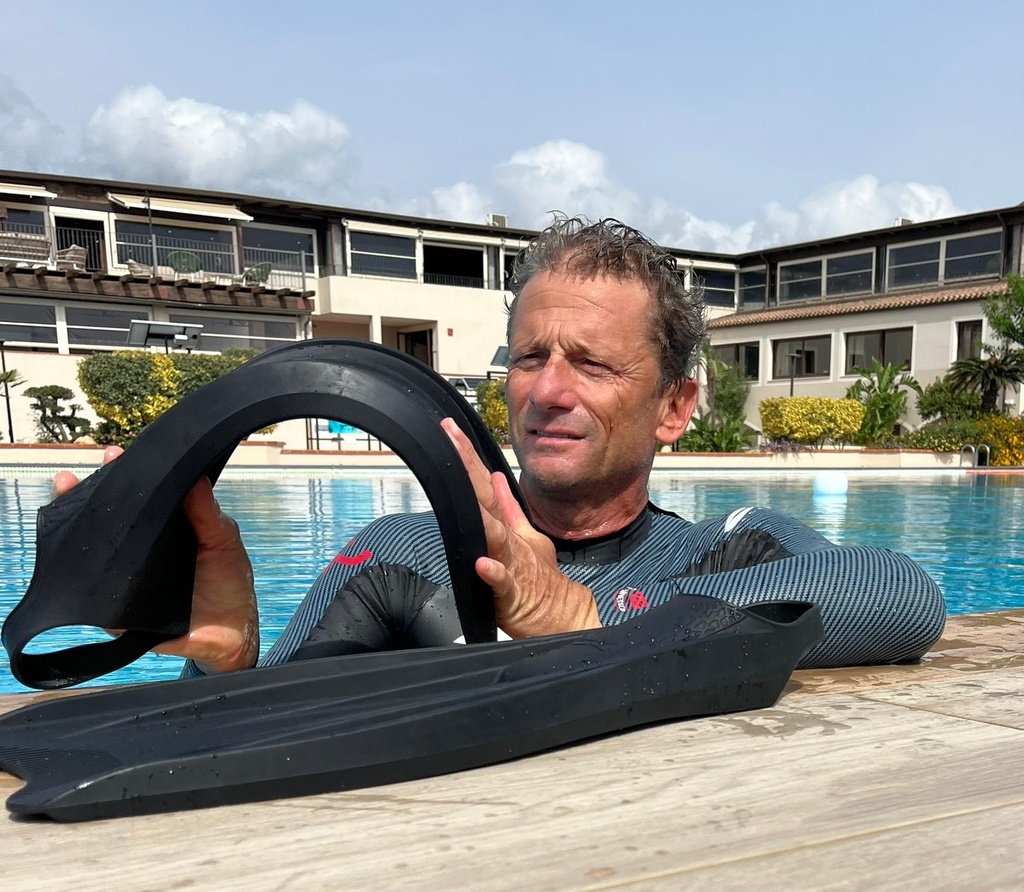 C4 Aletas Wolverine  Negro