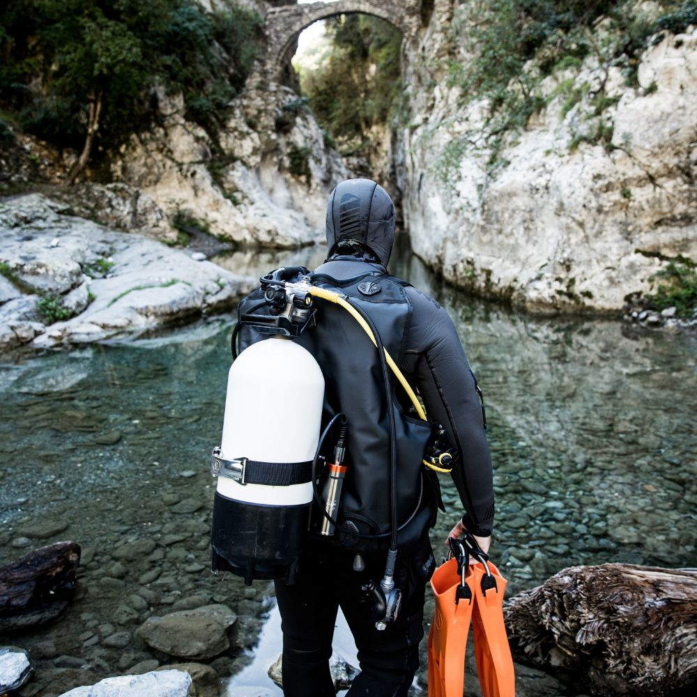 Apeks Exotec-S Negro / Naranja